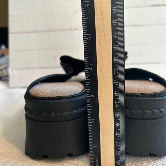 MIA "M" chunky lug sole sandals Y2K 10 NWOT - Picture 5 of 6